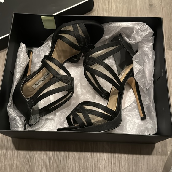 Nina Fayette Black Satin Heels - Picture 8 of 11